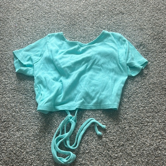 wild fable croptop - Picture 1 of 2